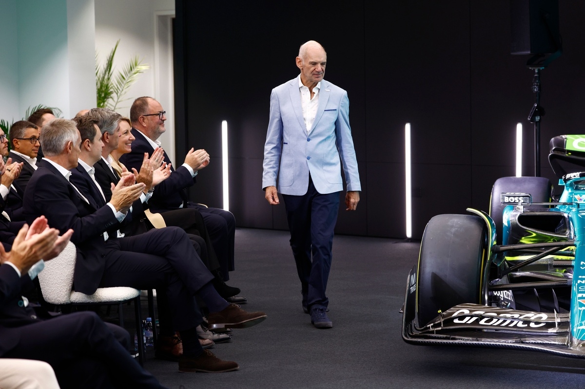 Aston Martin: "L'impatto di Newey sulla squadra si farà sentire fin dal primo giorno"