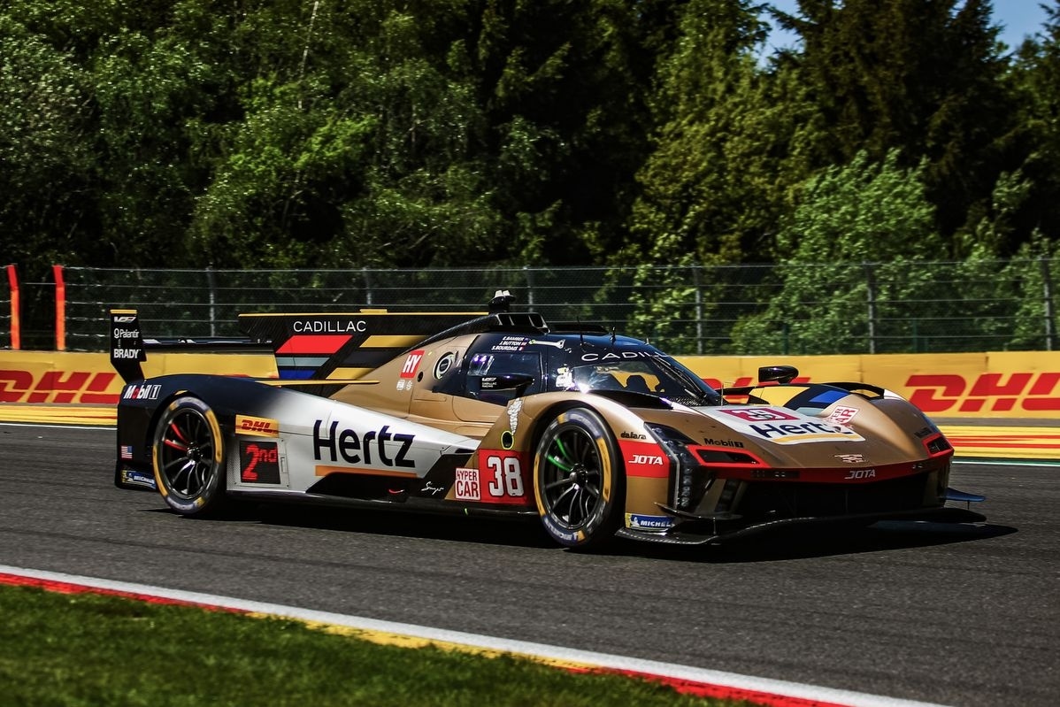 Le Mans 24 Saat: Cadillac ilk iki sırayı kaptı, Ferrari'de hayal kırıklığı
