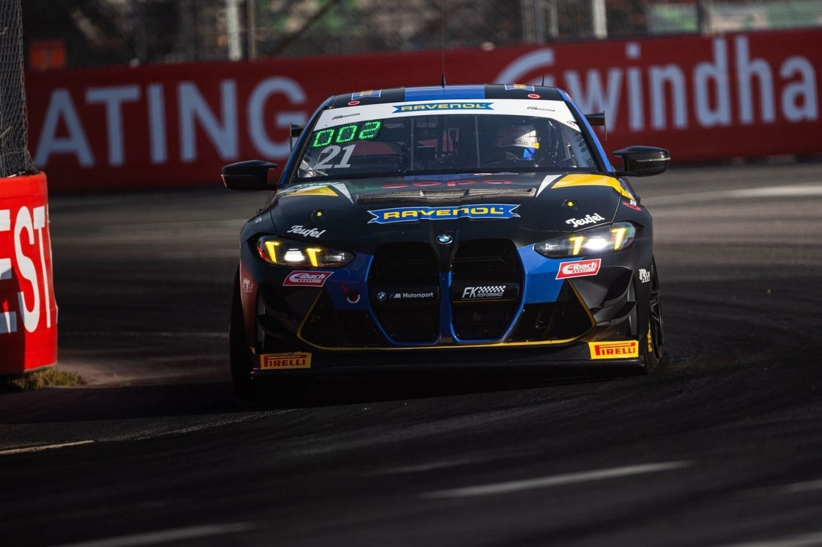 GT4 Alemania Carrera 1: Rosam lidera la clasificación, Berkay Besler 13º