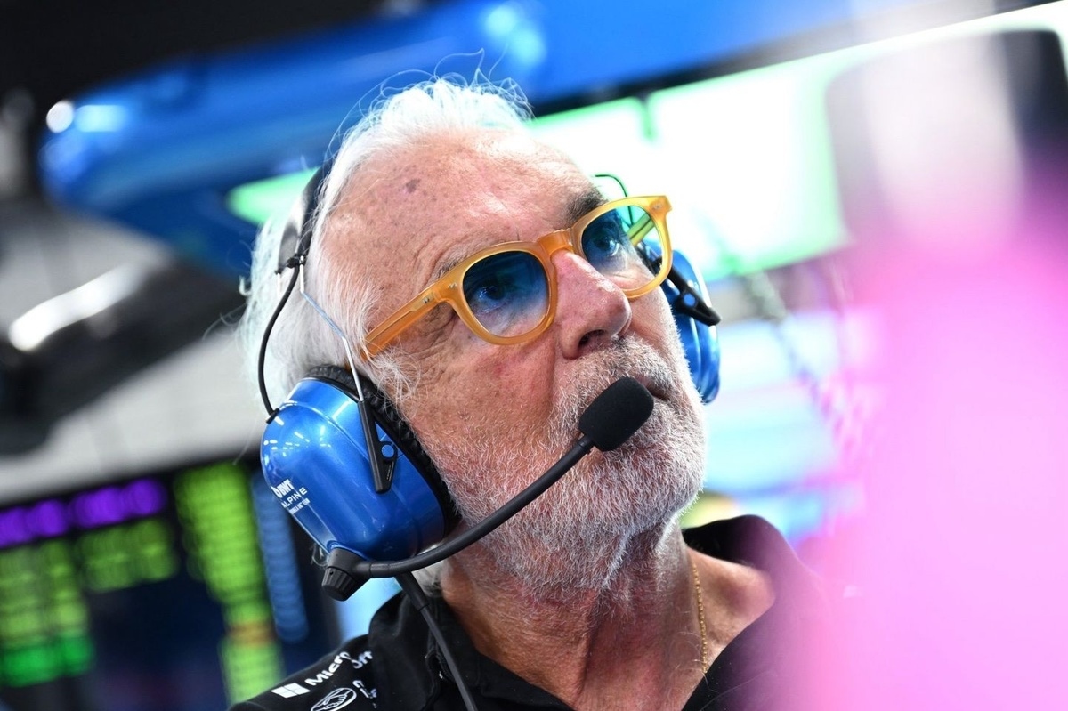 Briatore: "Eu estaria mentindo se dissesse que estou feliz com Colapinto"