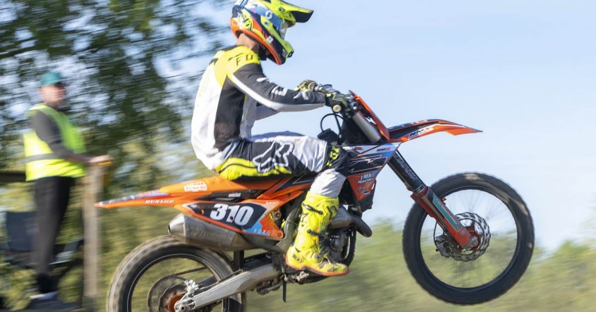 Motocross. Dört zamanlı bir Assumption
