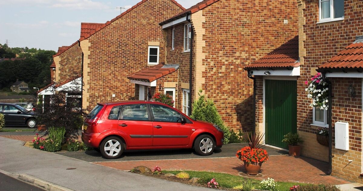 Drivers of brightly coloured cars told 'expect to be targeted' on Wednesday