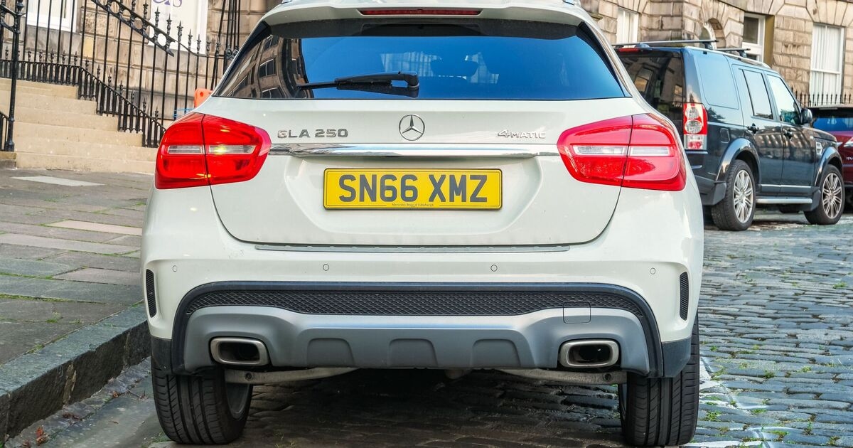 Drivers spot 'urgent warning signs' on car number plates across the UK