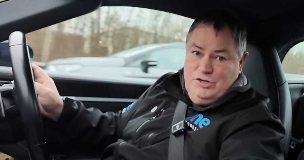 Mike Brewer, dealer Wheeler, wyjaśnia jeden „sztuczkę wizualną” dla wszystkich kupujących używane samochody