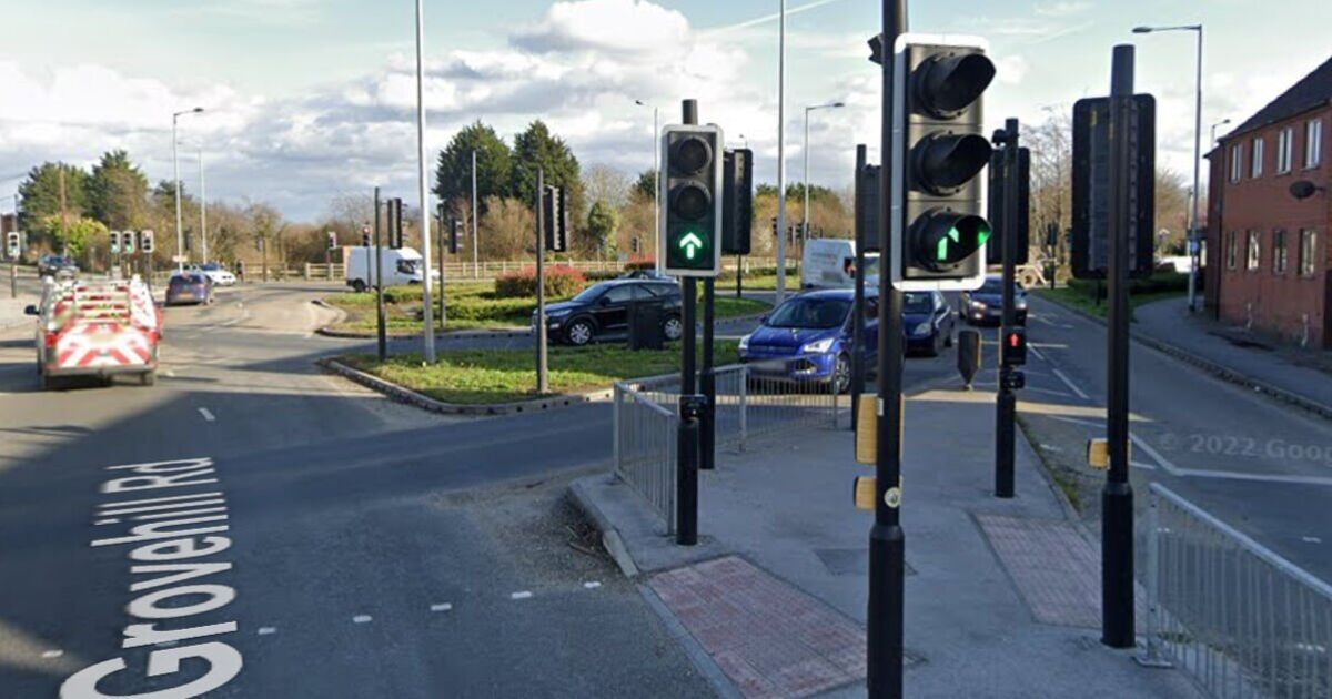 İngiltere'deki yol, 42 trafik ışığıyla Britanya'nın 'en çılgın' kavşağı olarak adlandırıldı