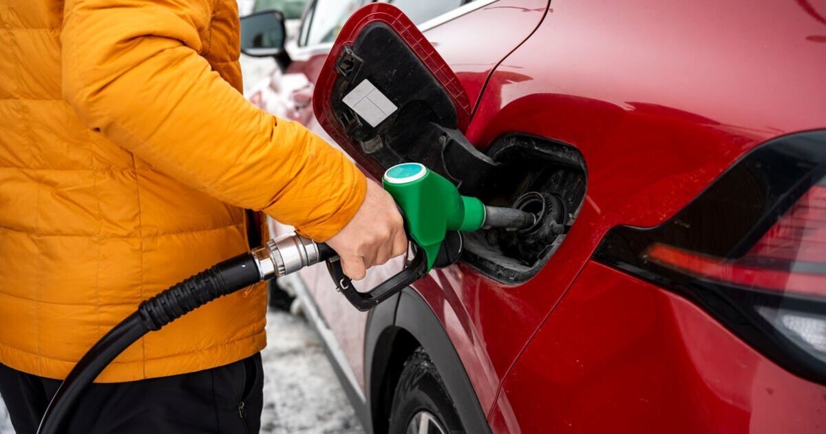 ‘I’m a car expert - this is when to visit a petrol station for cheapest prices’
