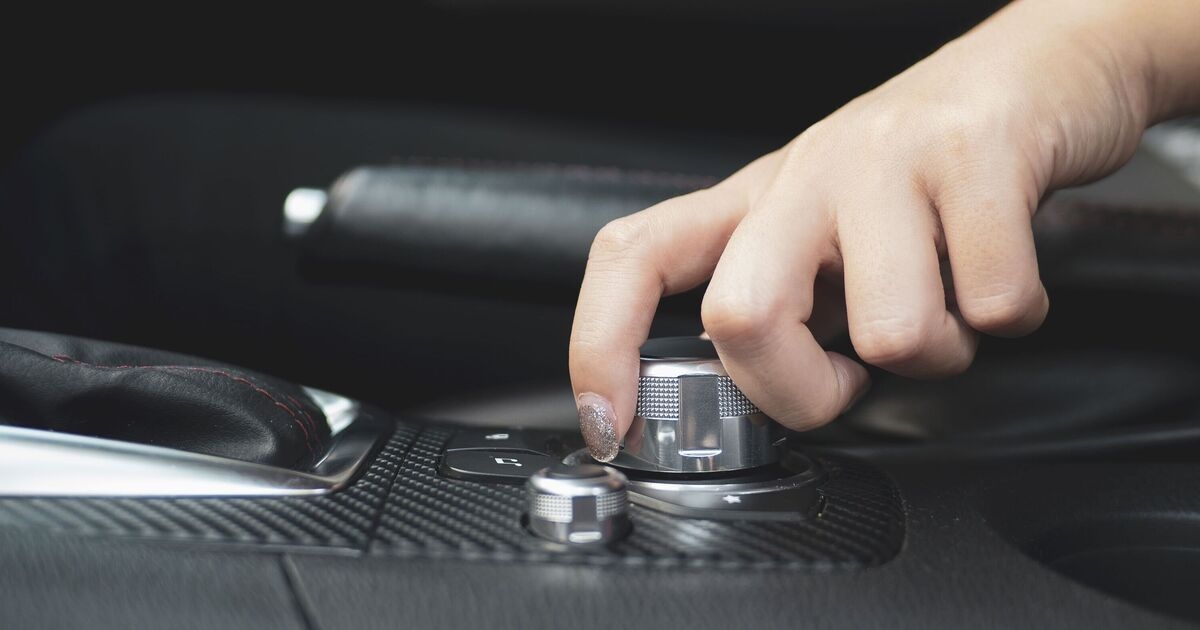 'I'm a car expert - press these car buttons to save fuel behind the wheel'