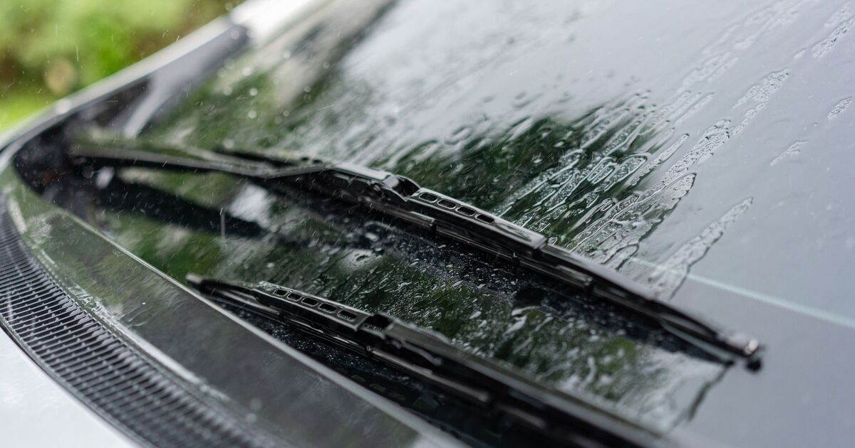 Drivers urged to clean windscreens or risk £1,000 fine