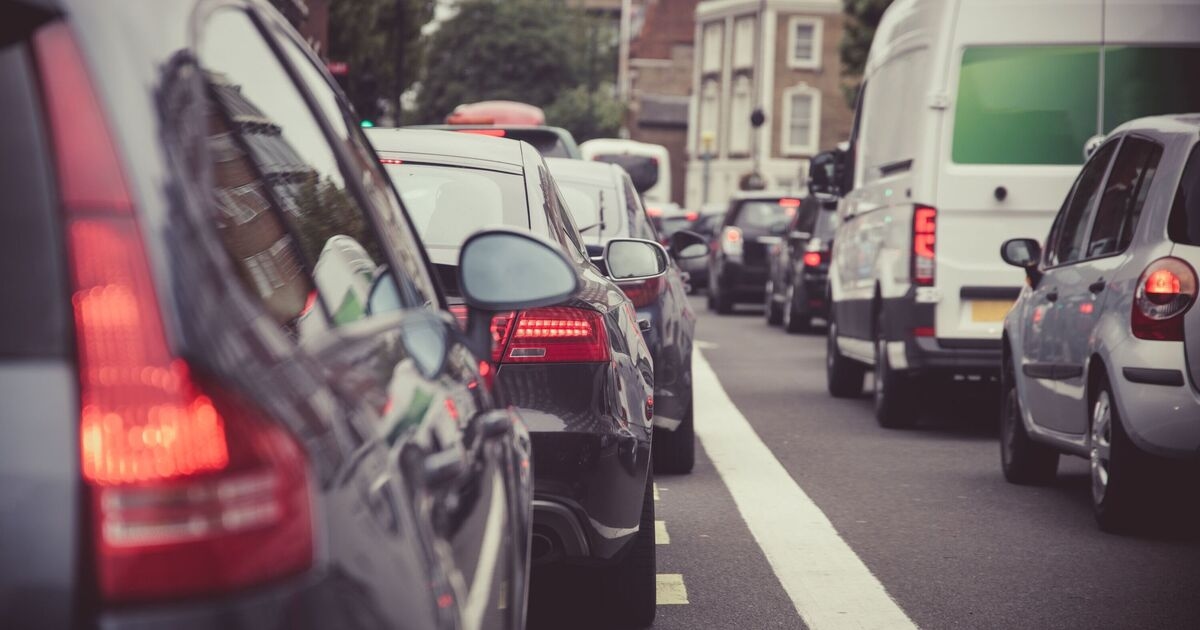 "Ho guidato sulla strada più trafficata del Regno Unito e sono stato quasi investito"