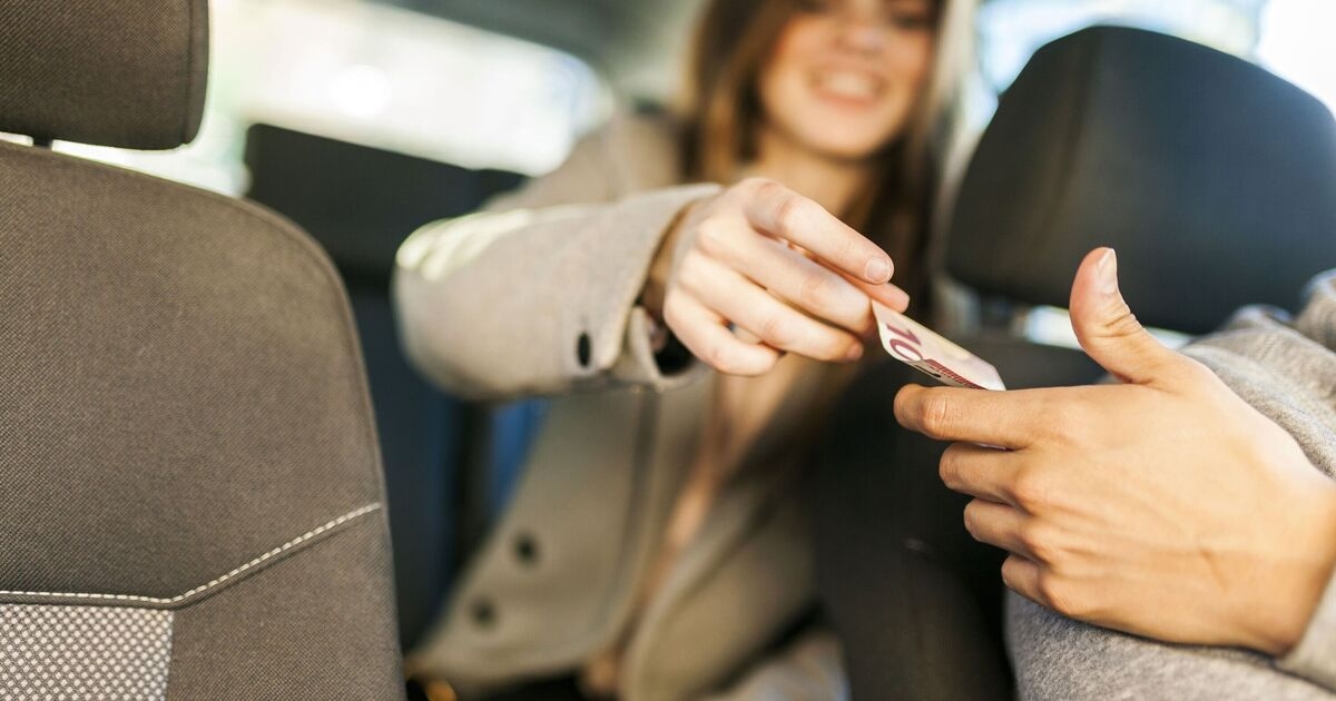 Właściciele samochodów z benzyną i olejem napędowym ostrzegają, że pobieranie opłat za paliwo od znajomych może skutkować postępowaniem karnym