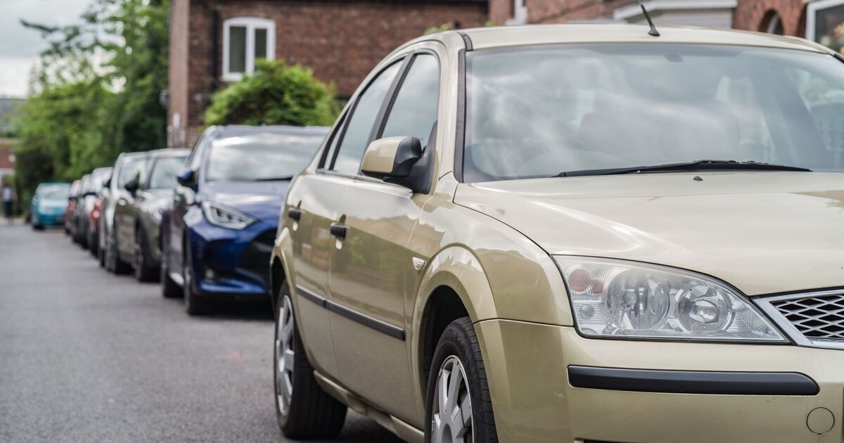 Highway Code rules on eating and drinking in your car