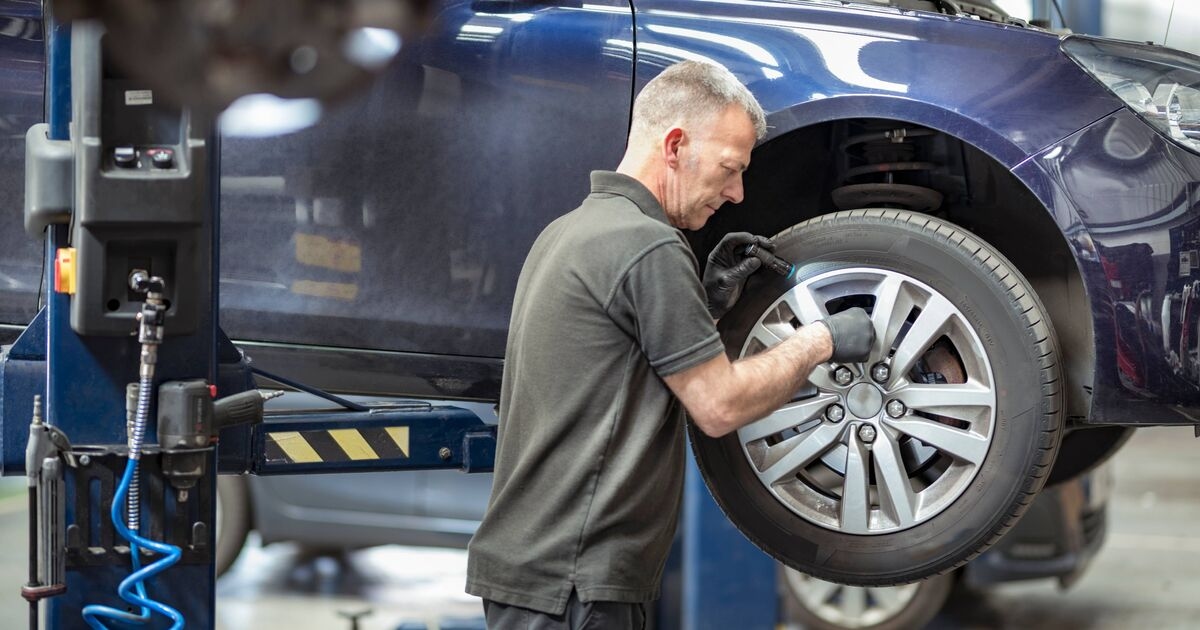 'Simple' 50p test 'all drivers should do' before taking car for MOT