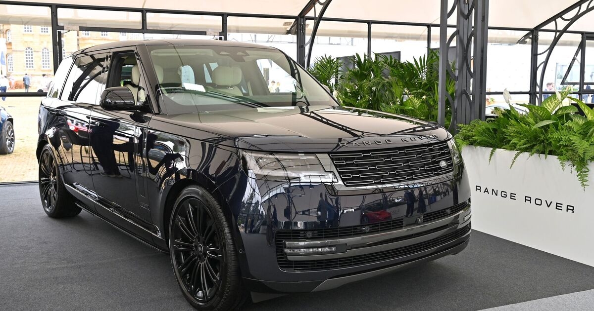 Range Rover and Jaguar customers waiting for new cars 'face delays' after cyber attack
