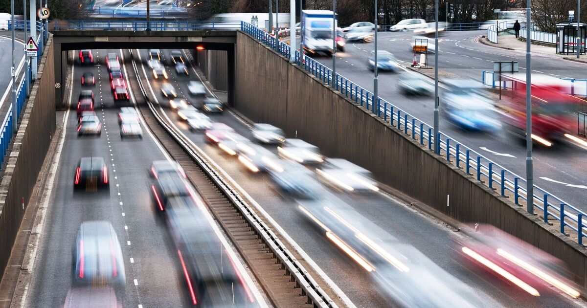 Il Tesoro rompe il silenzio sui timori che alcuni automobilisti debbano pagare tasse di 9 penny al miglio