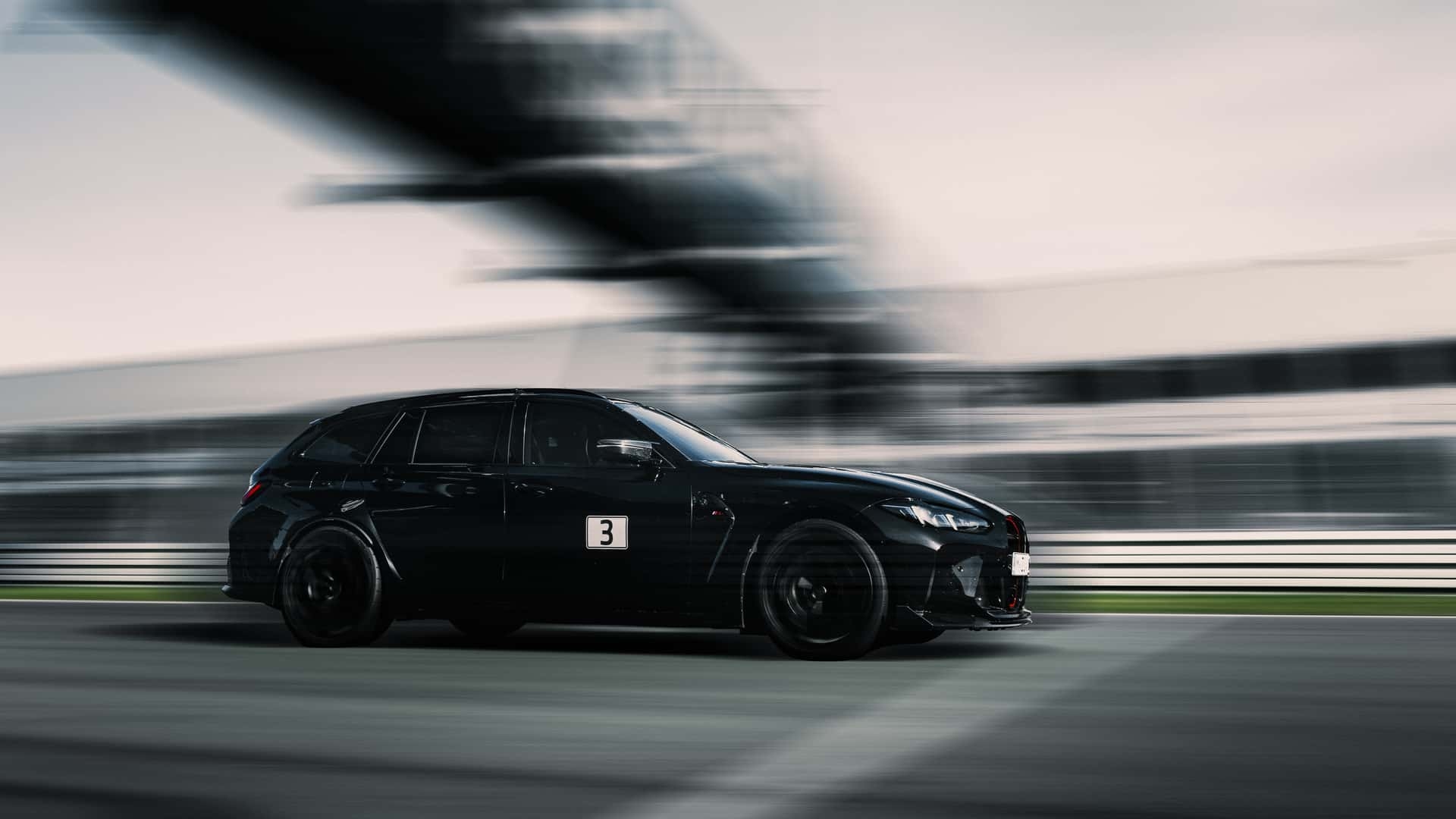 La BMW M3 CS Touring è la station wagon più veloce sulla Nordschleife