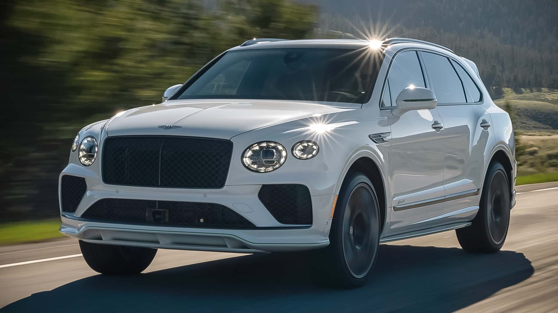 Bentley Bentayga Speed ​​​​(2025): никакого гибрида и «захватывающие углы заноса»