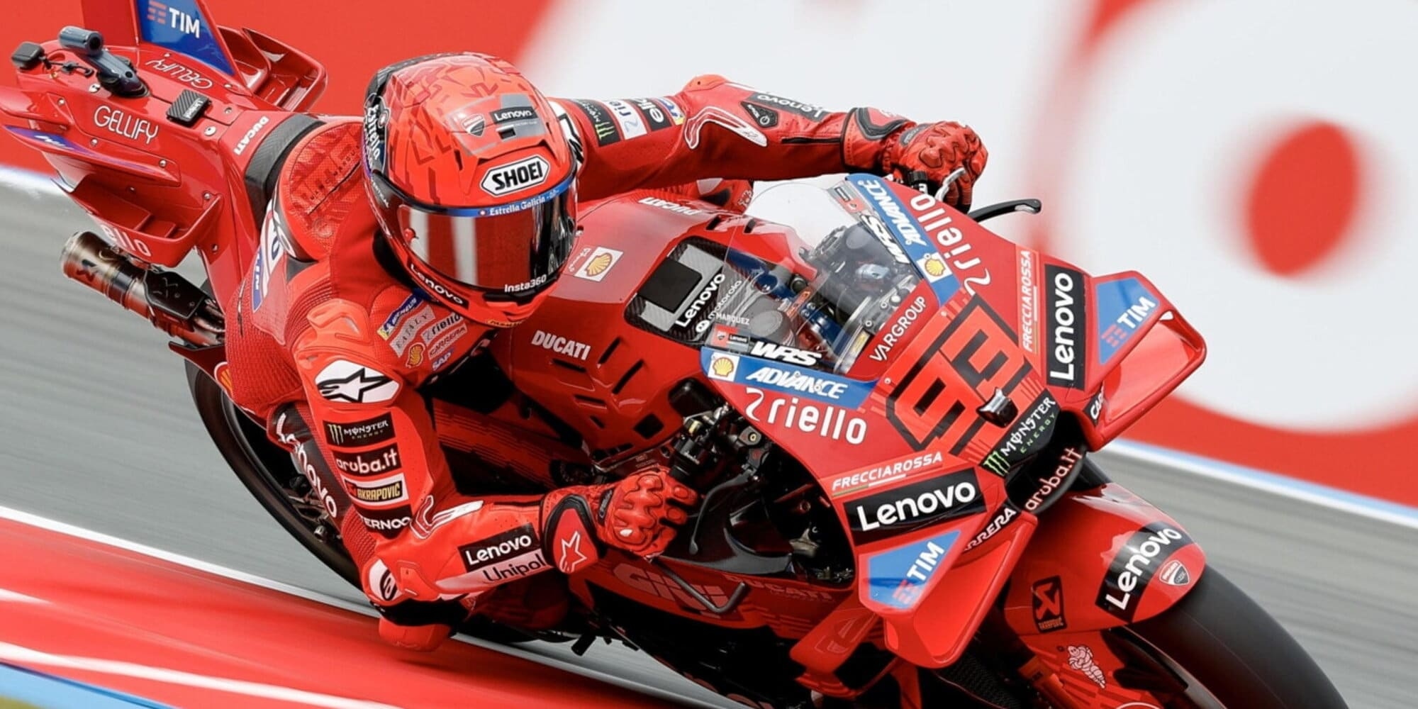 <p>Marc Marquez implacabile anche ad Assen, Alex va ko. Bagnaia a podio</p>