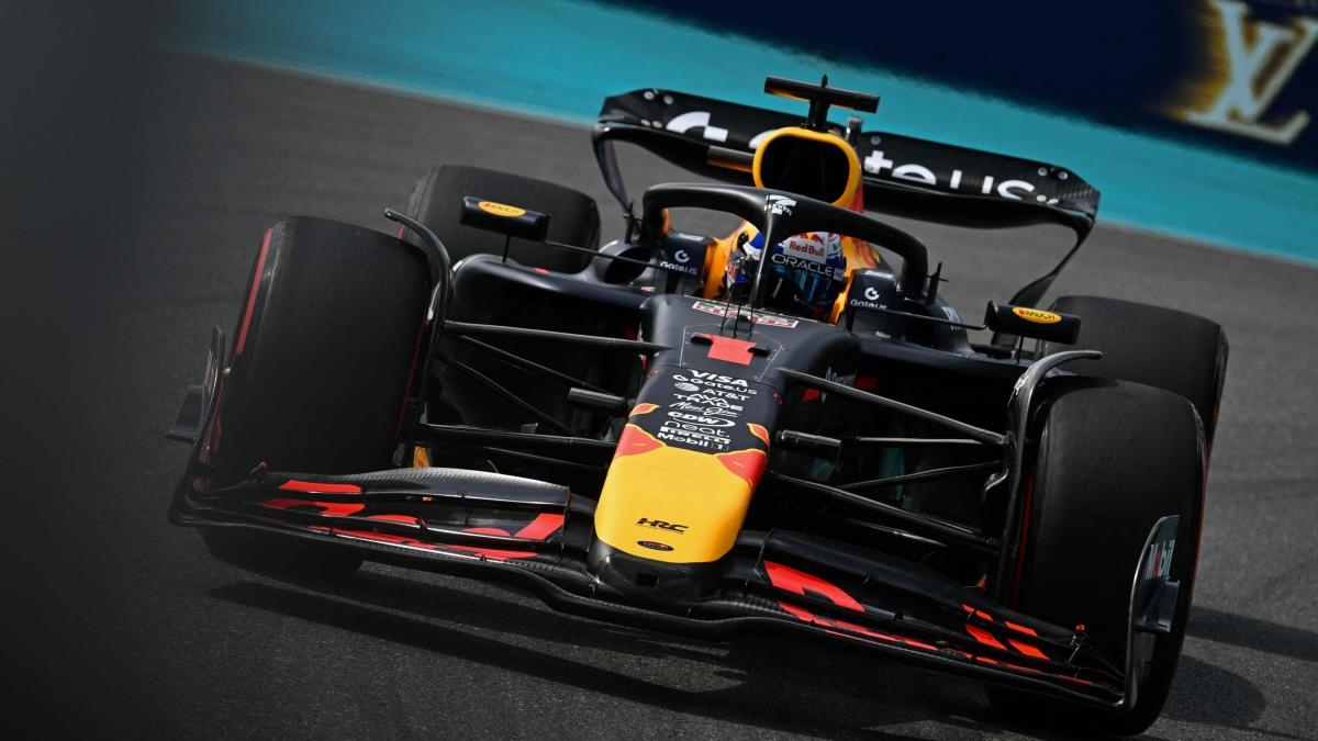 Miami, Pole-Rekord von Verstappen vor Norris und Antonelli. Ferrari, Leclerc 8. und Hamilton 12.