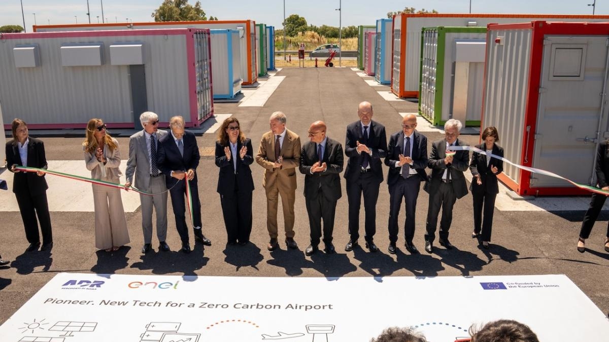 Pioneiro: energia de bateria de carro para o aeroporto de Fiumicino