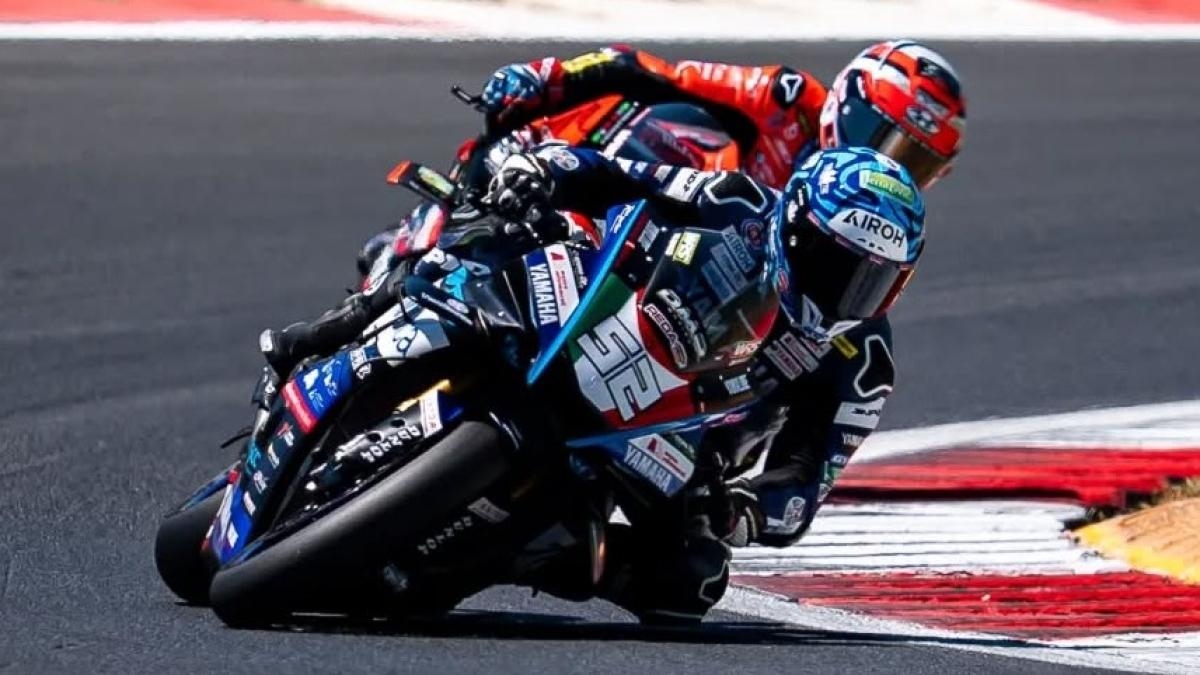 Dunlop Civ 2025: who will win the Superbike title between Delbianco and Pirro?