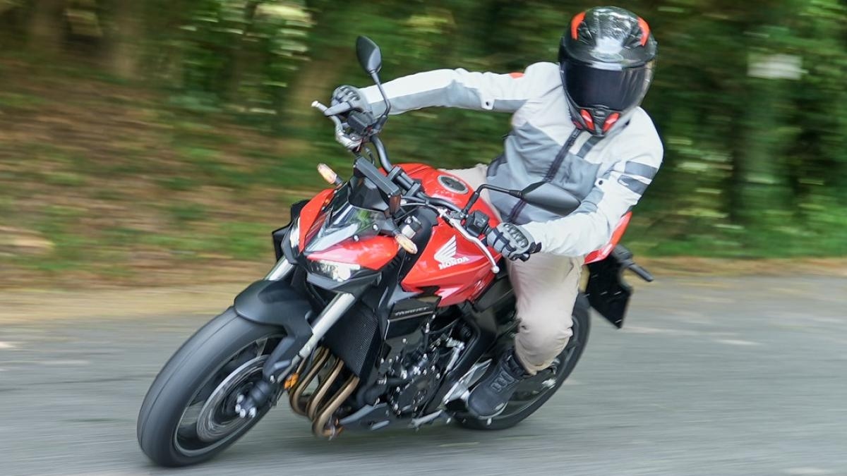 Honda Cb1000 Hornet: powerful as a Fireblade, accessible as a mid-size bike