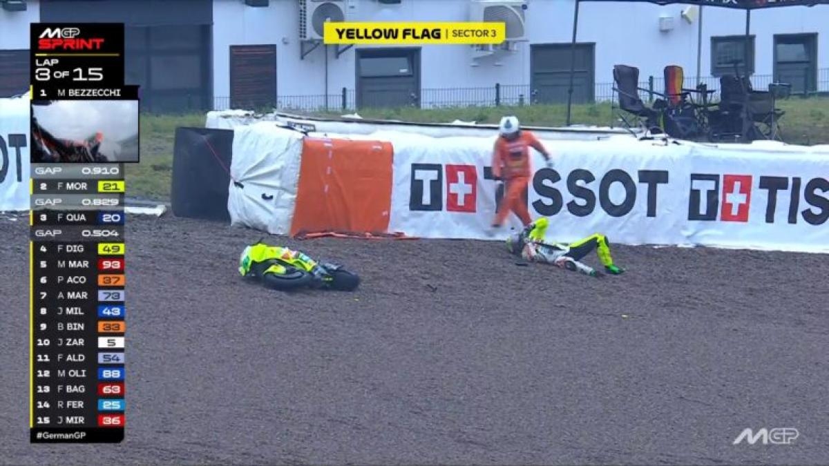 Morbidelli s'écrase au Sachsenring. « Grave contusion à la clavicule » : il est hospitalisé pour des examens complémentaires.