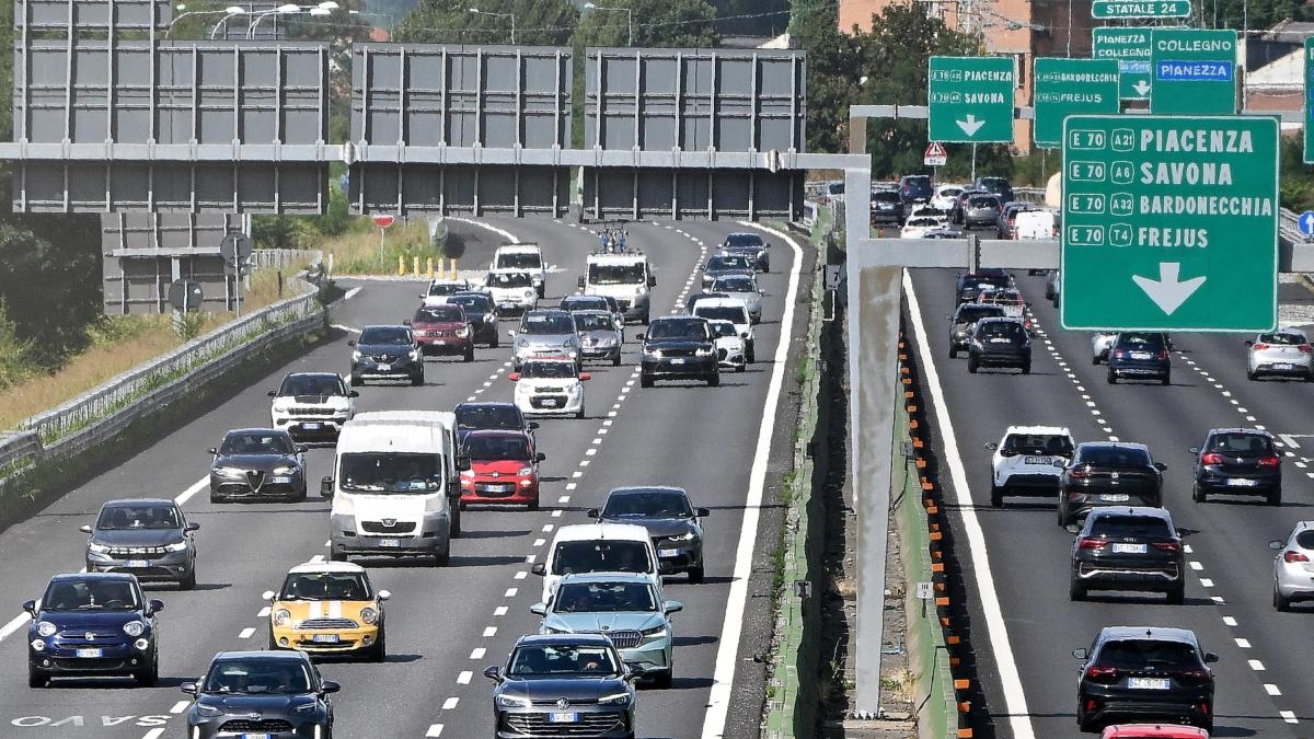 Verkehrsprognose: Schwarz-rote Warnungen für den August-Exodus