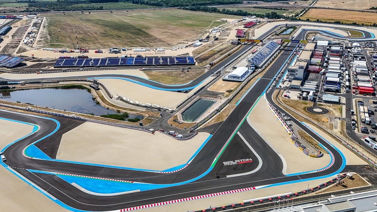 Come si guida al Balaton Park: tre curve insidiose. E un dato fa sorridere Marc Marquez