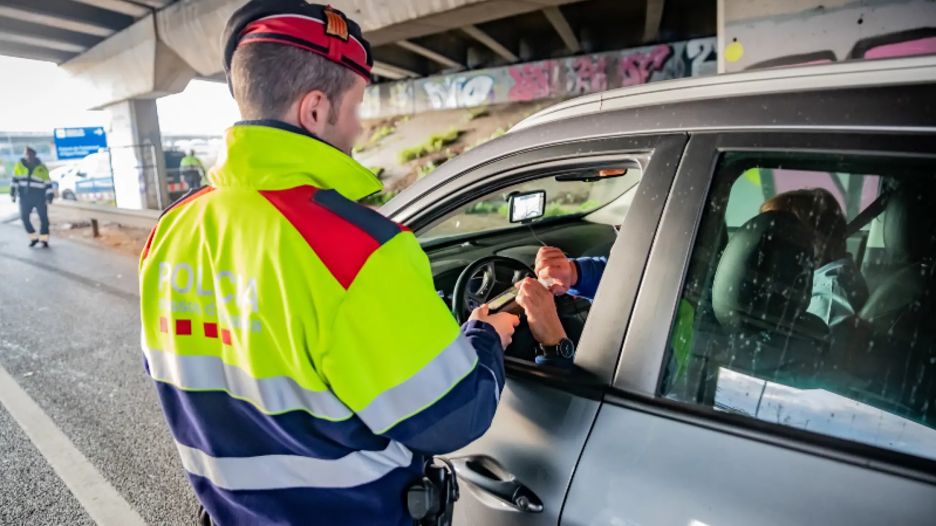 Die Mindestzeit, die laut DGT zwischen dem ersten und zweiten Alkoholtest vergehen muss