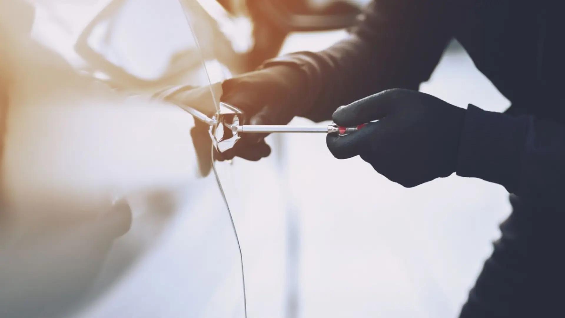 De vier beste tips om autodiefstal deze zomer te voorkomen: "Wees voorzichtig als je naar het strand gaat."