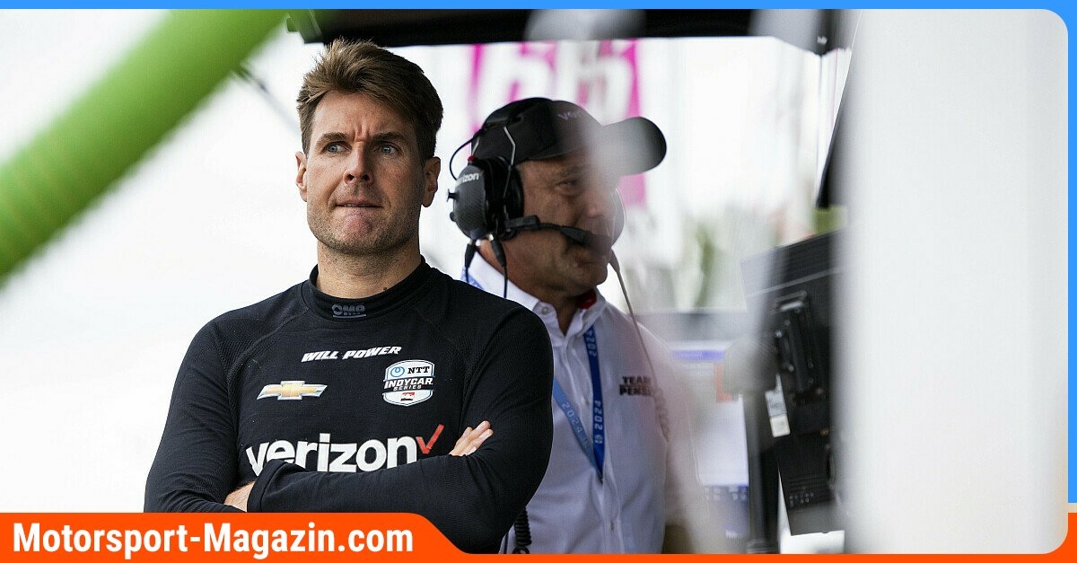 IndyCar - Безумные гонки Indycar: гонщик просто отталкивает другую машину с дороги во время тренировки