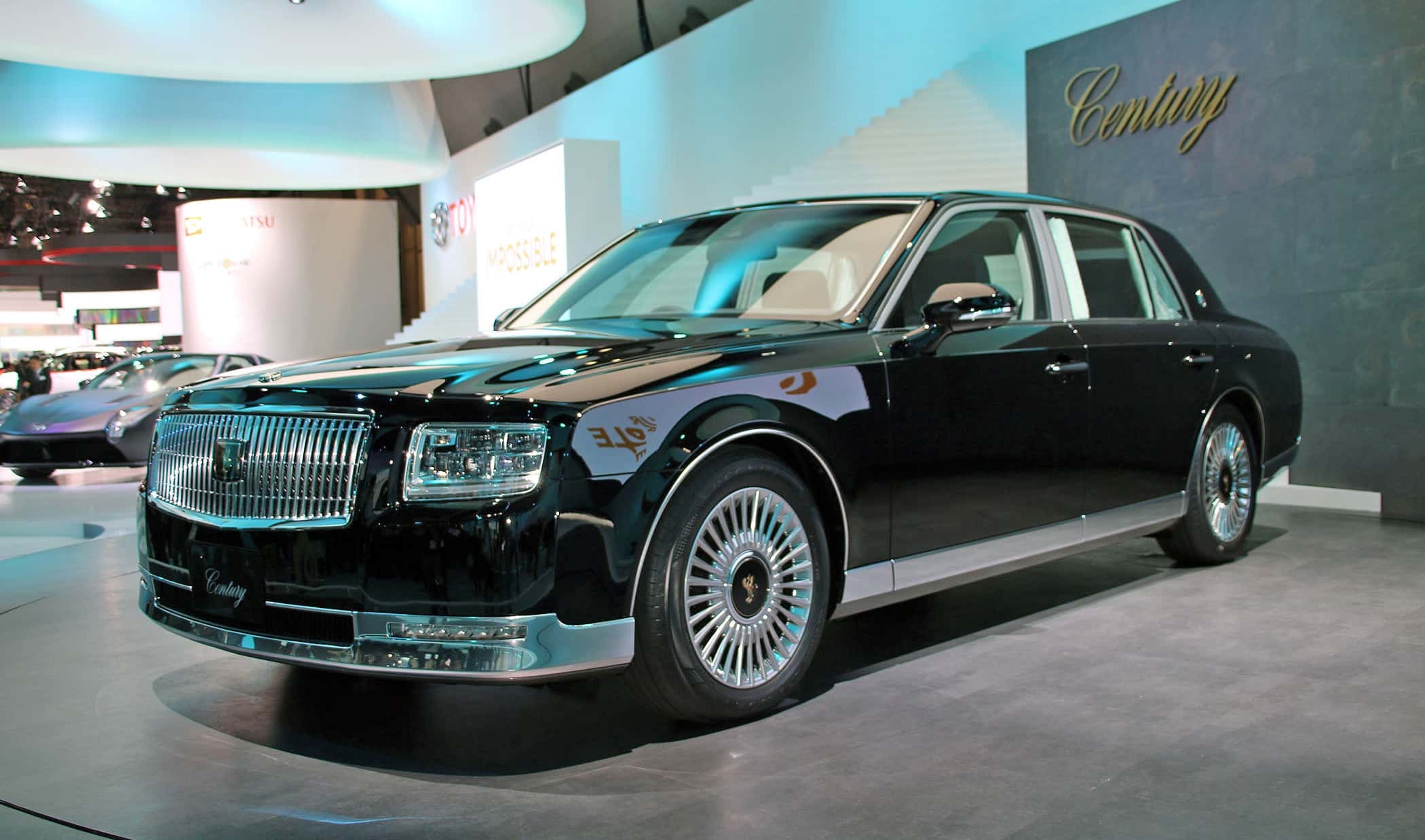 Used Toyota Century: Absurdly cheap 12-cylinder insider tip