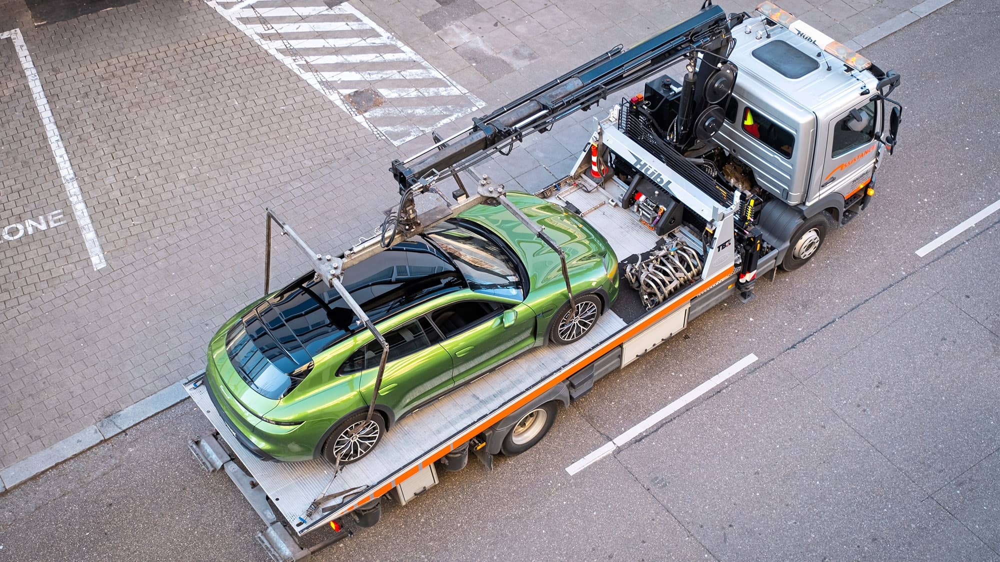 Porsche Taycan 4 Cross Turismo no teste de resistência: dirige ágil e confortável – e às vezes não