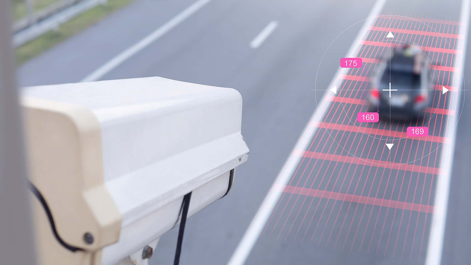 Hoe Section Control werkt: Hoe eerlijk is het controversiële snelheidscontrolesysteem?