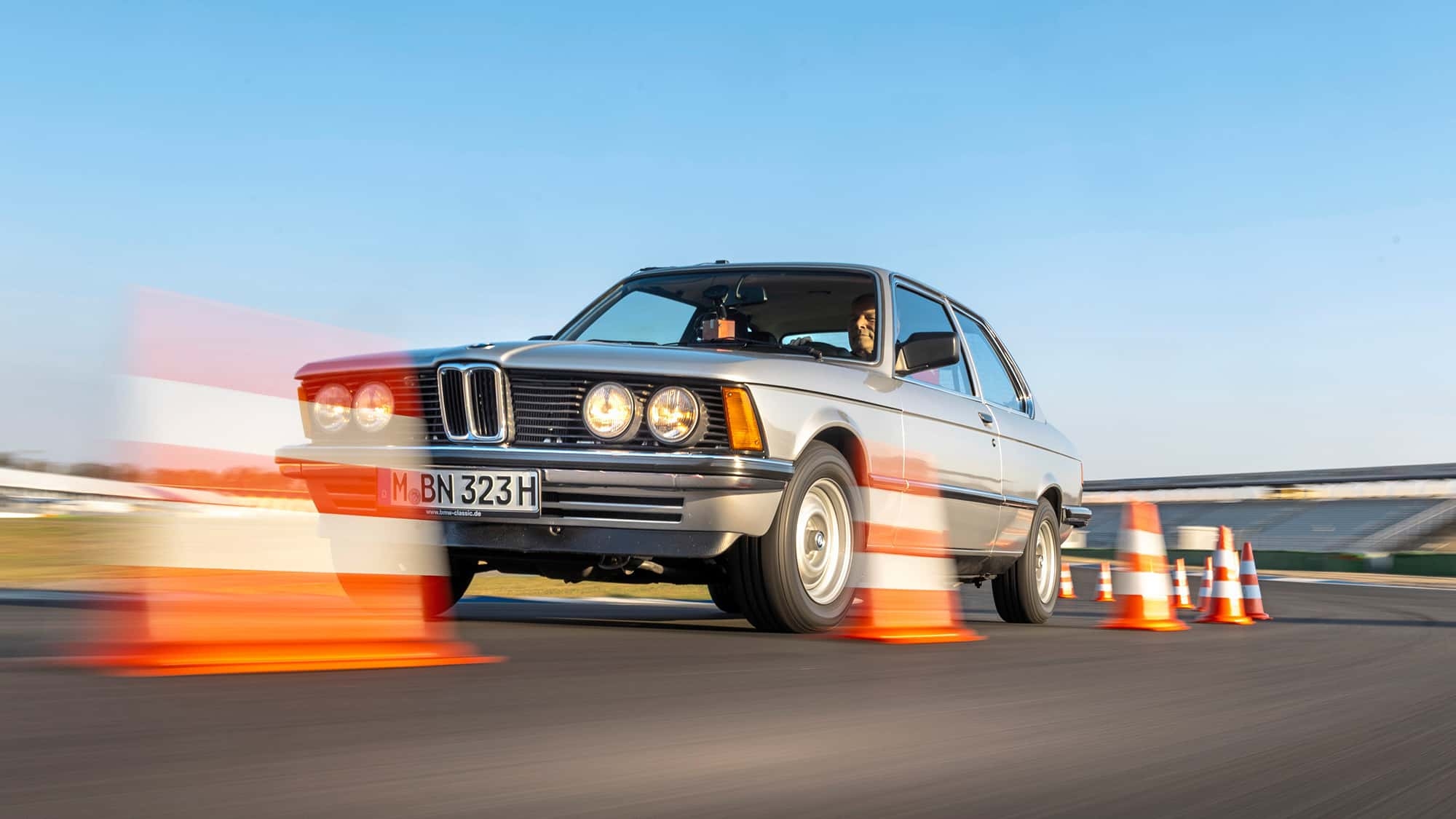 BMW 323i E21 review: The epitome of true BMW DNA