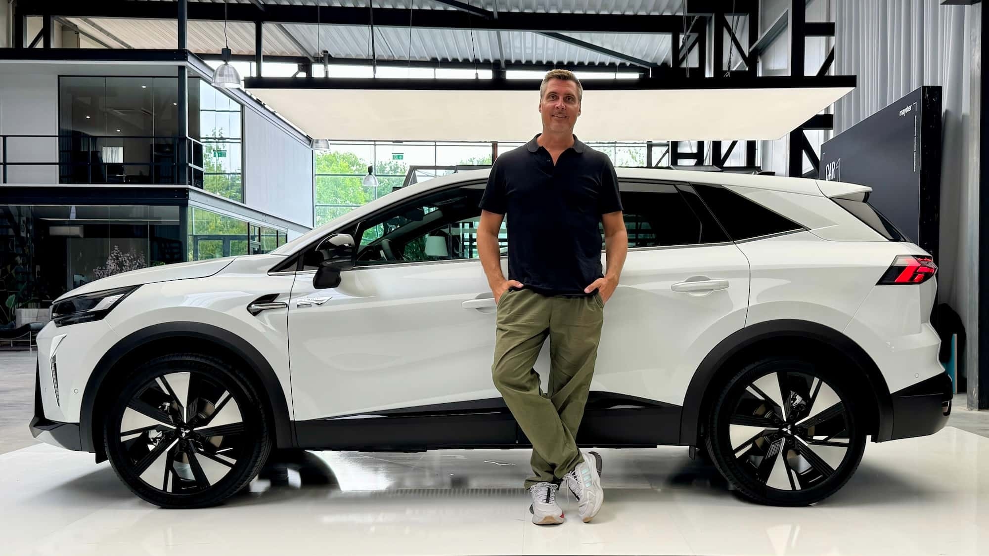 Mitsubishi Grandis contro Renault Symbioz: Grandis può fare ciò che Renault ancora evita