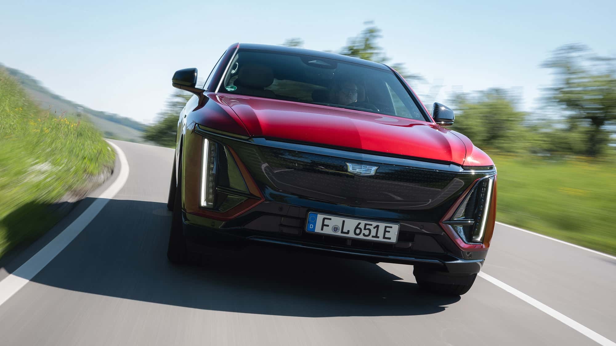 Cadillac Lyriq incelemesi: Akıcı güç, bolca stil – ama aynı zamanda zayıflıklar da var