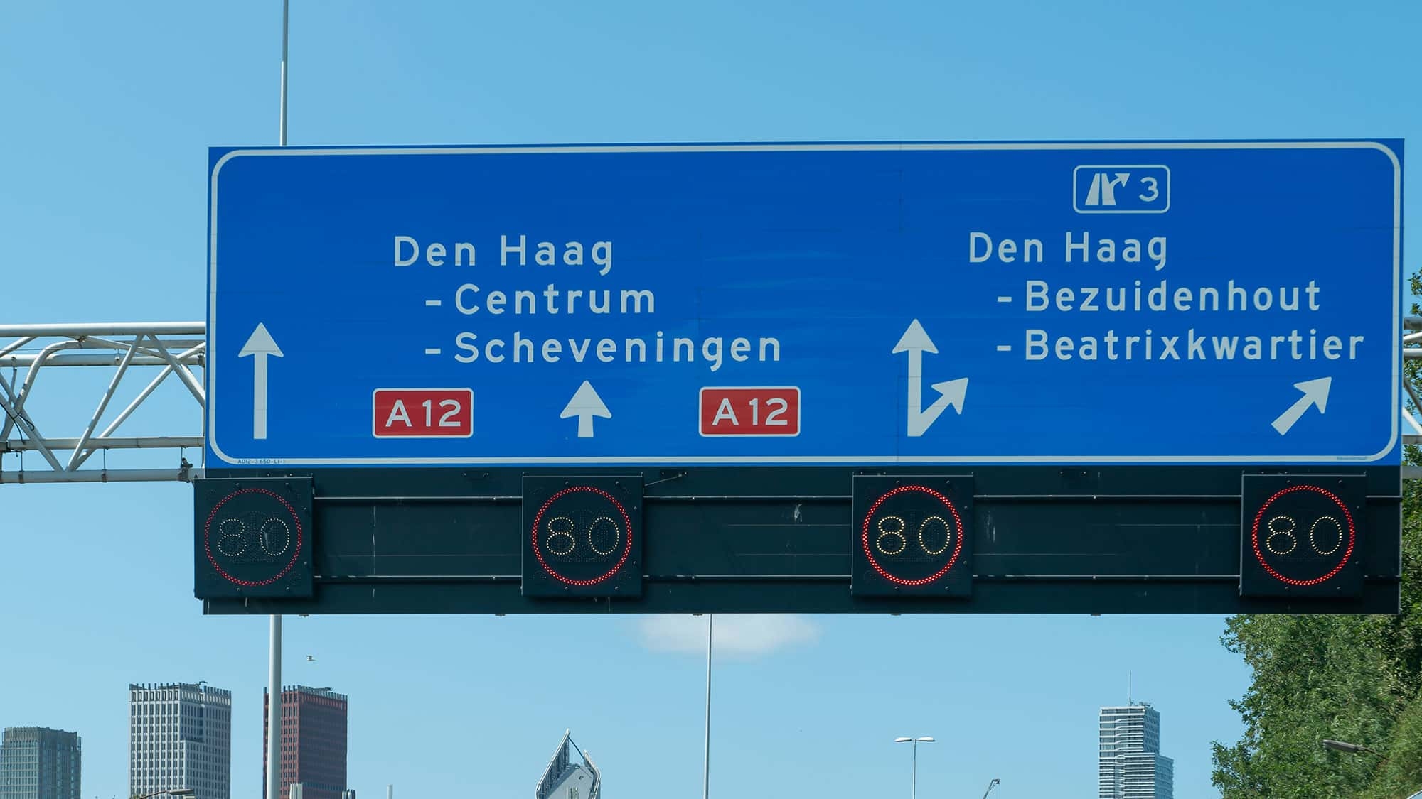 Hollanda sahil yolu A12: Kapanmalar tatil trafiğini büyük ölçüde yavaşlattı