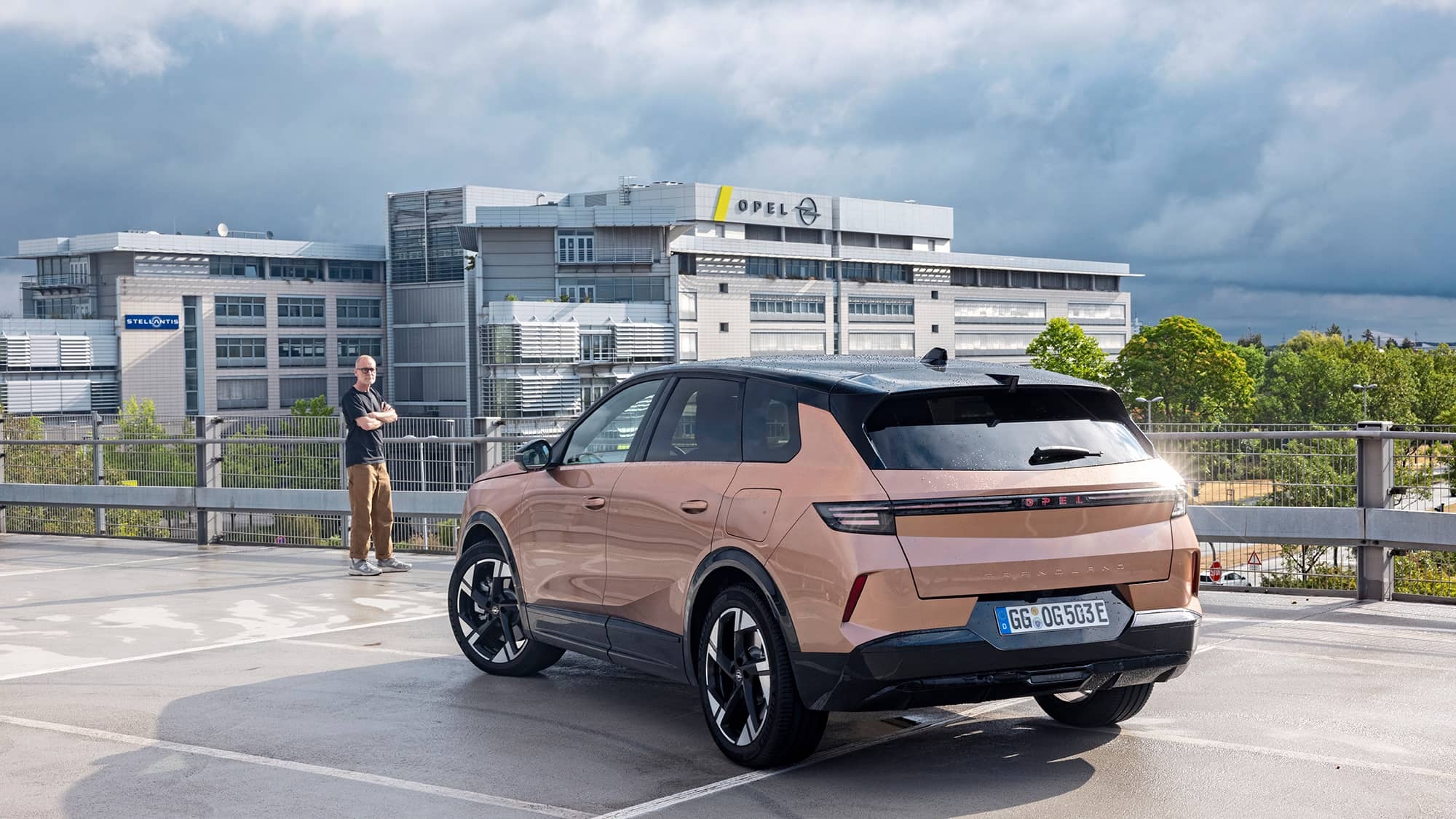 Mehr Reichweite für den Familien-SUV: Opel Grandland Electric jetzt mit 700 km