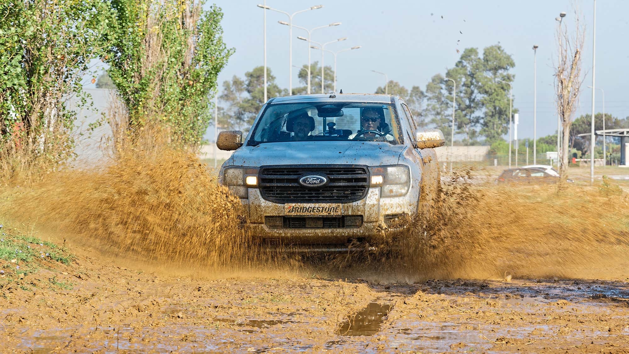 Tire test: AT tires put to the test: Grip or risk?