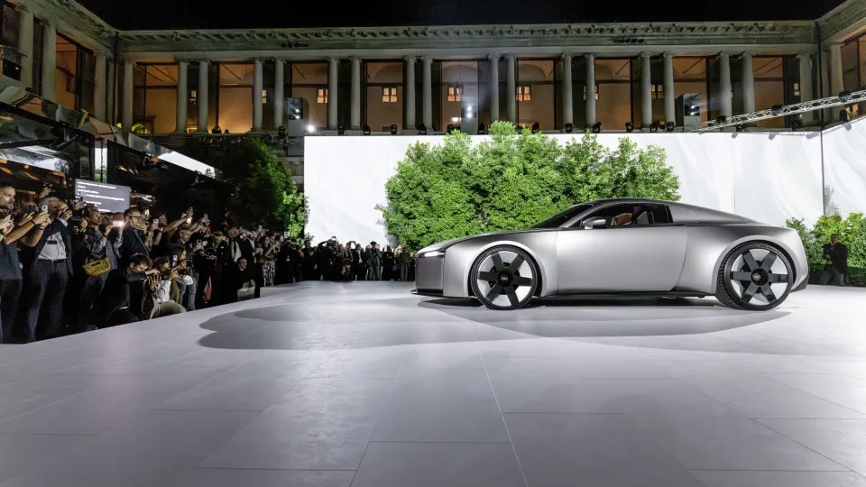 Svelata l'Audi Concept C, uno "sguardo" della futura Audi TT elettrica