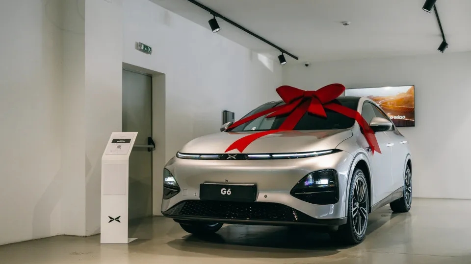 Xpeng já vendeu 500 carros desde que chegou a Portugal