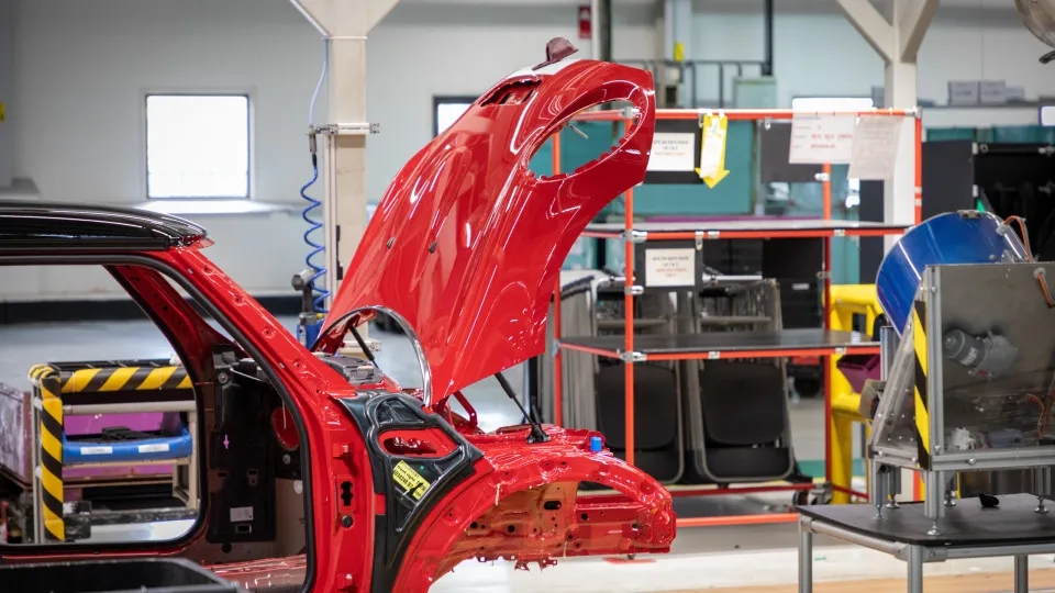 Кризис на рынке микросхем: поставщики автомобильных концернов сокращают производство.