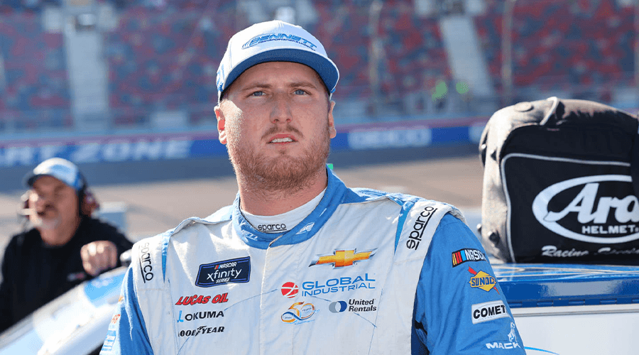 NASCAR Hands One-Race Suspension To Austin Hill