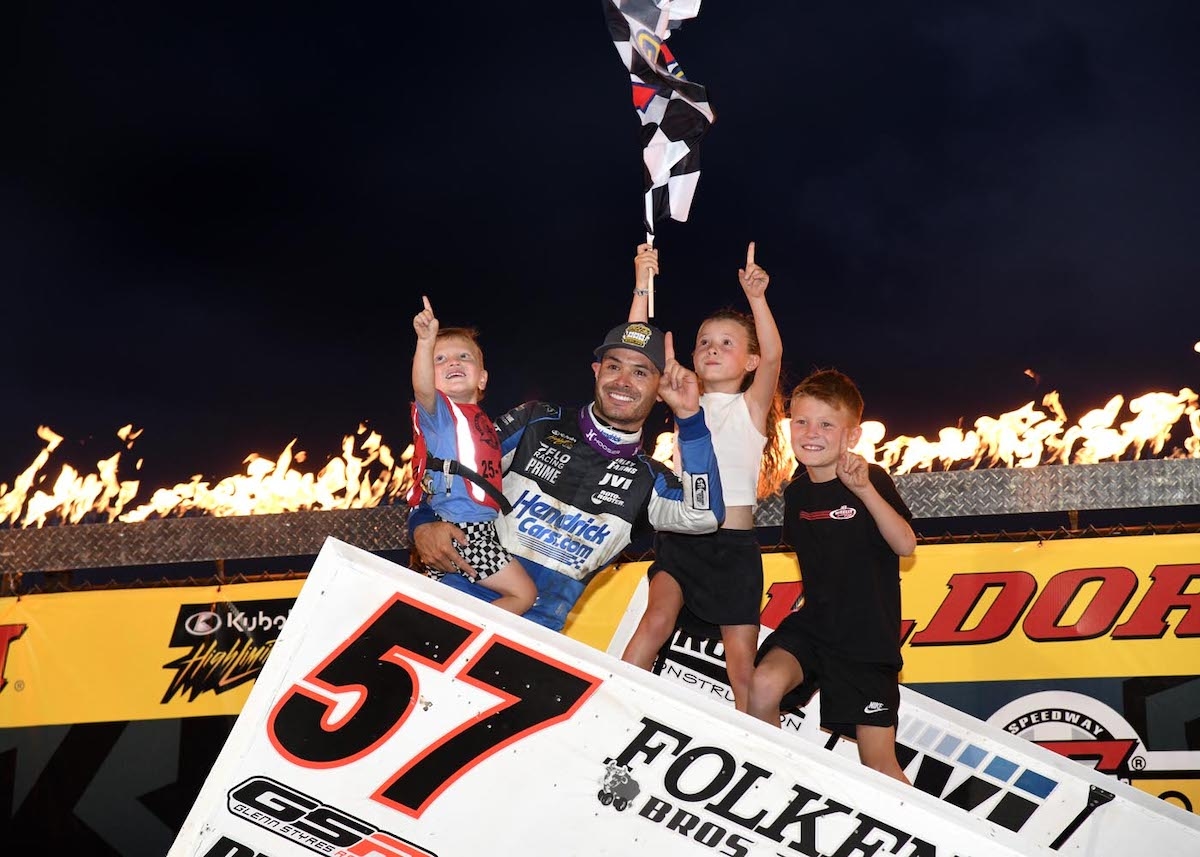 Larson Avoids Carnage, Hits Eldora Jackpot