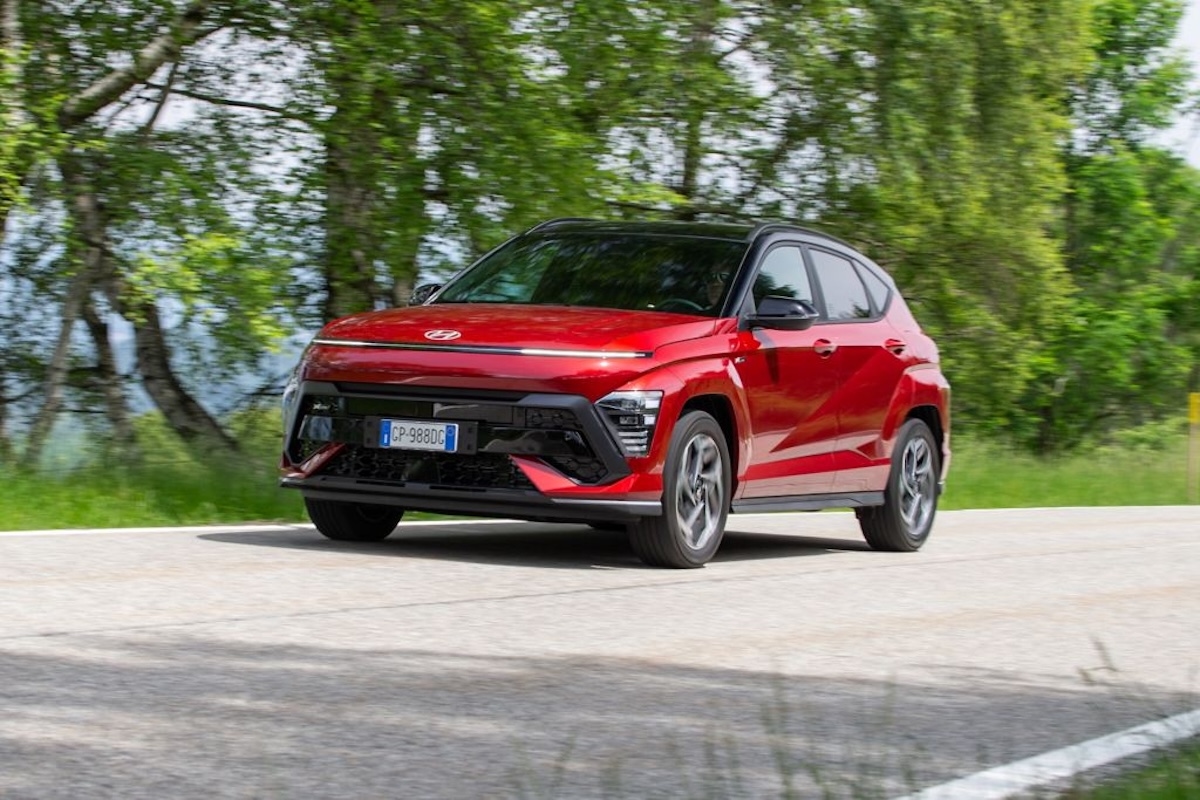 Neuer Hyundai KONA 2025: Benziner, Mild-Hybrid und Voll-Hybrid für jeden Mobilitätsbedarf