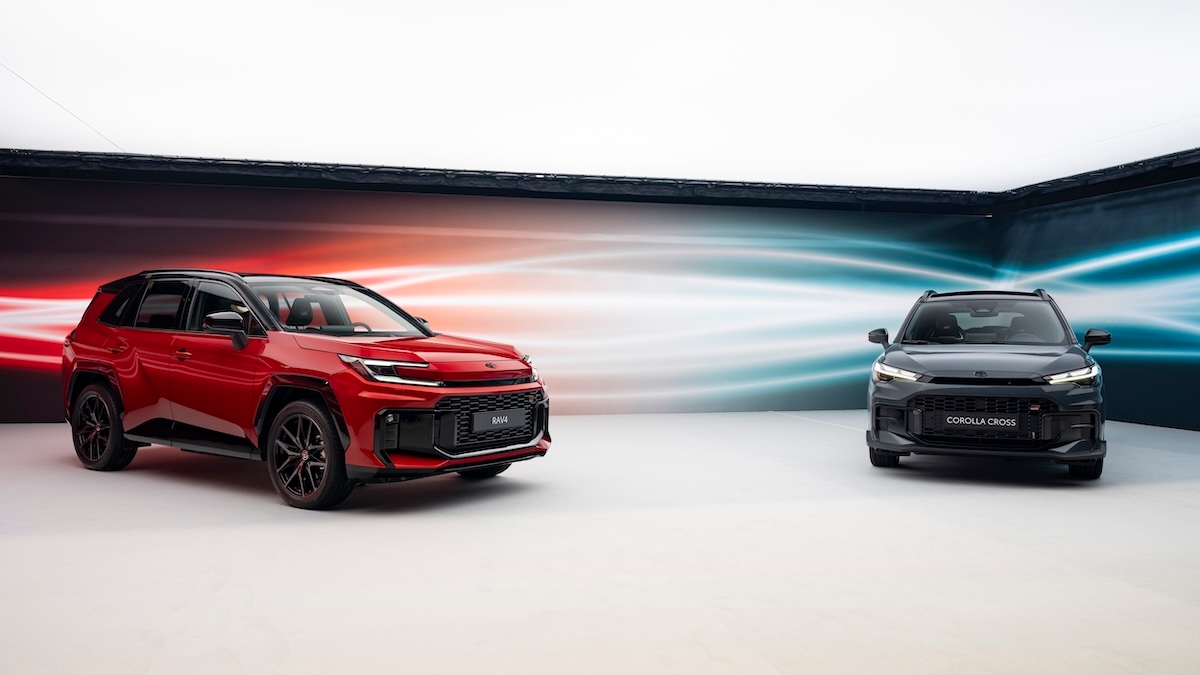 Yeni Toyota RAV4 2025: Yenilenen Tasarım, 100km Elektrik ve Arene Teknolojisi