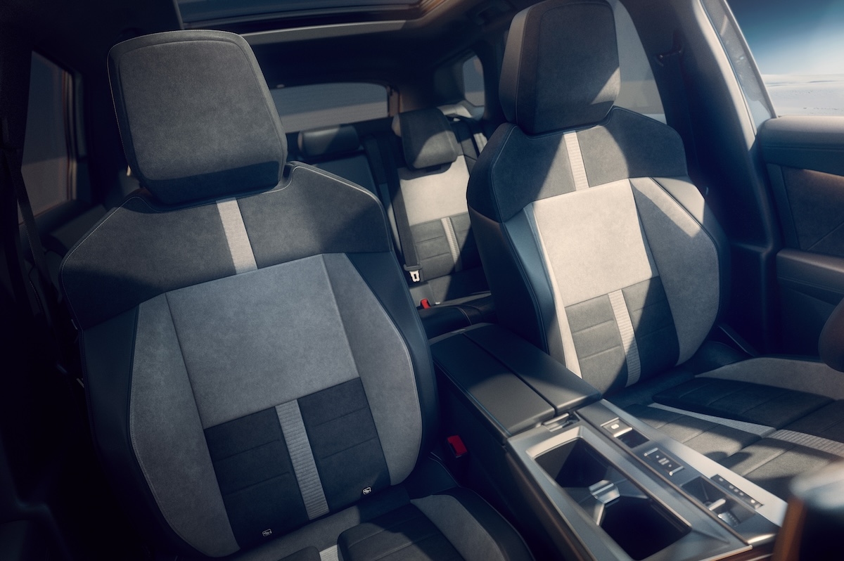 Nuovo Opel Grandland Electric AWD: potenza elettrica e trazione 4x4