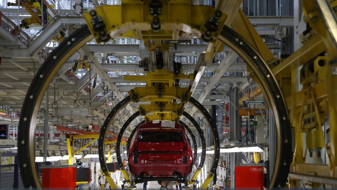 Stellantis, impatto dei dazi 1,5 miliardi nel 2025