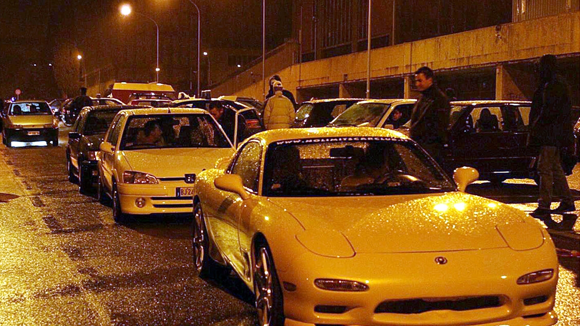 Illegale demonstraties met aangepaste voertuigen, 80 personen geïdentificeerd